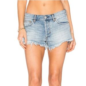 WE THE FREE SOFT & RELAXED CUT OFF SHORTS